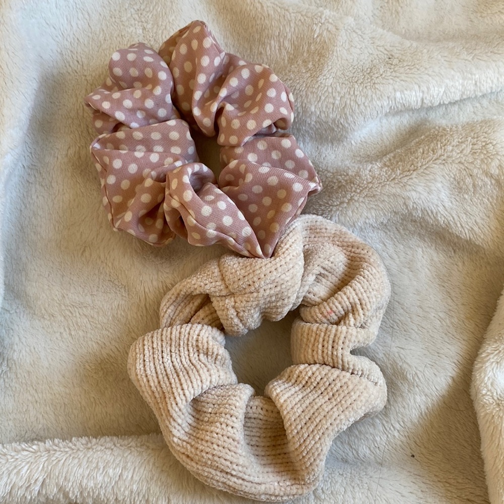 FREE WITH PURCHASE:) - Scrunchies